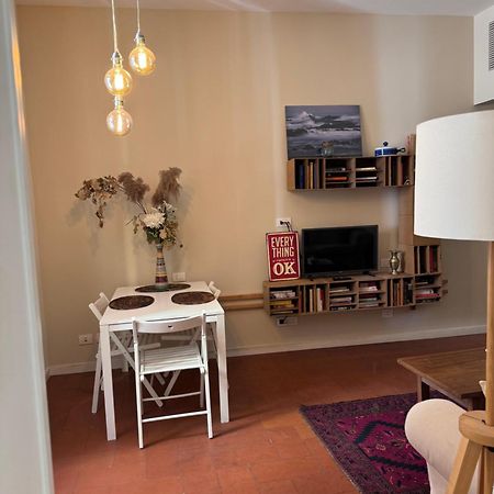 Colosseum Apartment - Your Cozy Roman Escape エクステリア 写真